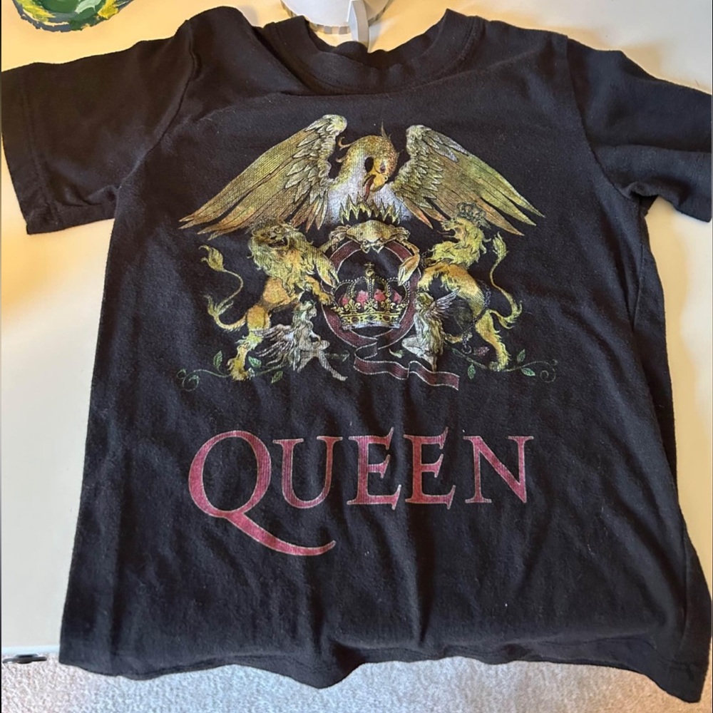 toddler band tshirt size 4T!